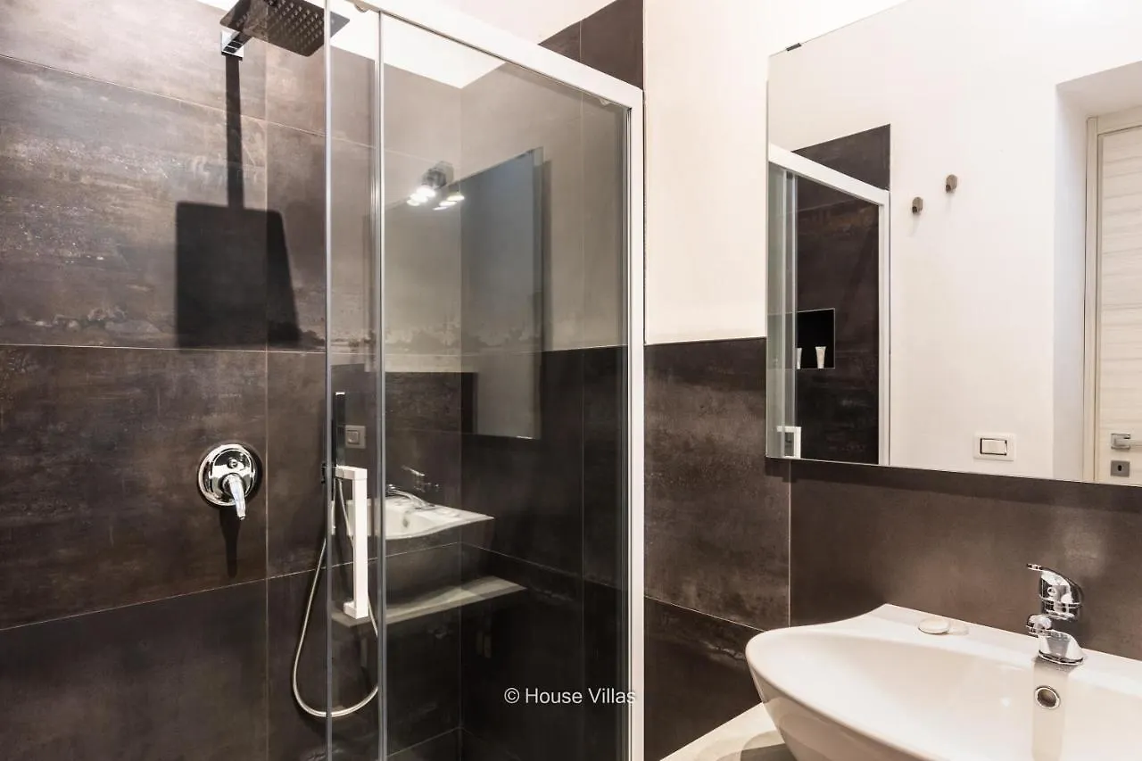Pomillo Rooms Noto 0*,  Italy