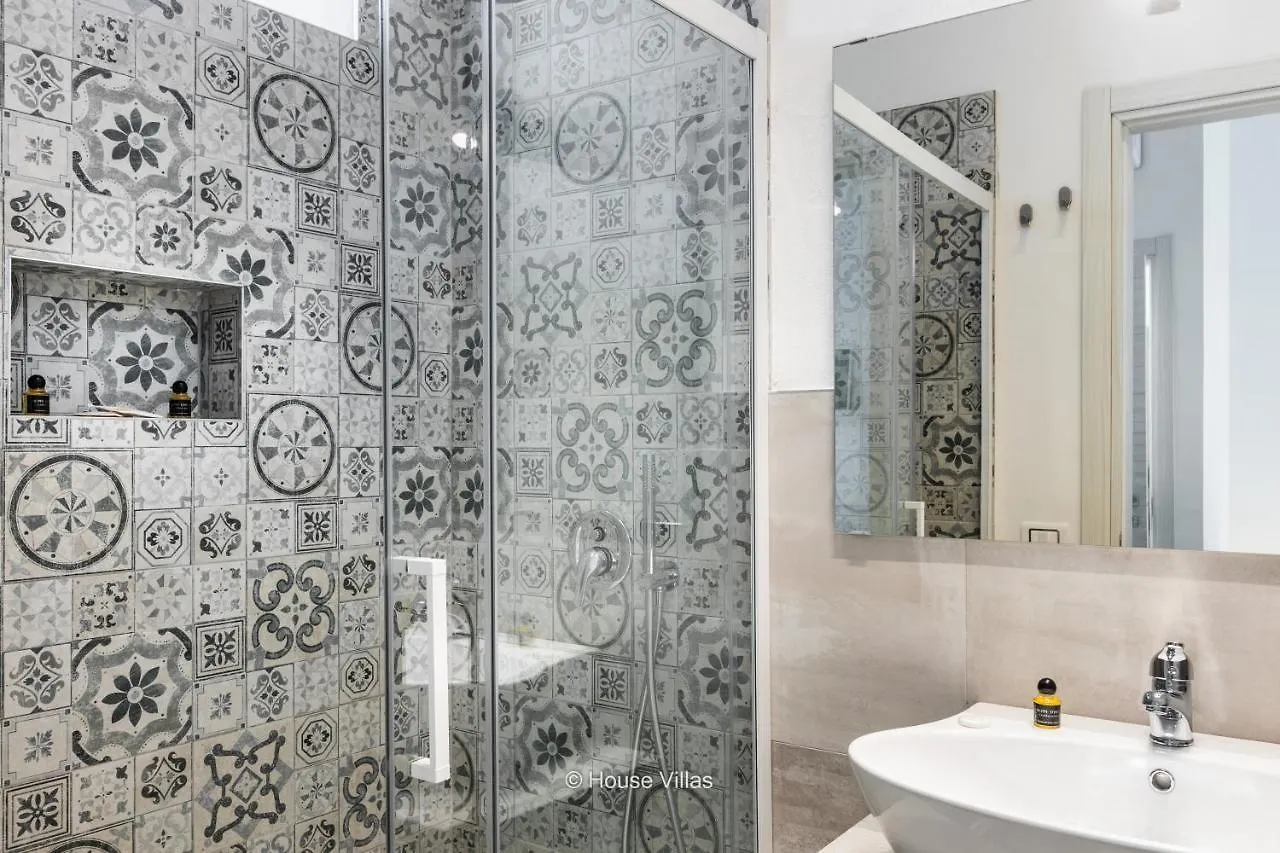 Pomillo Rooms Noto Apartment