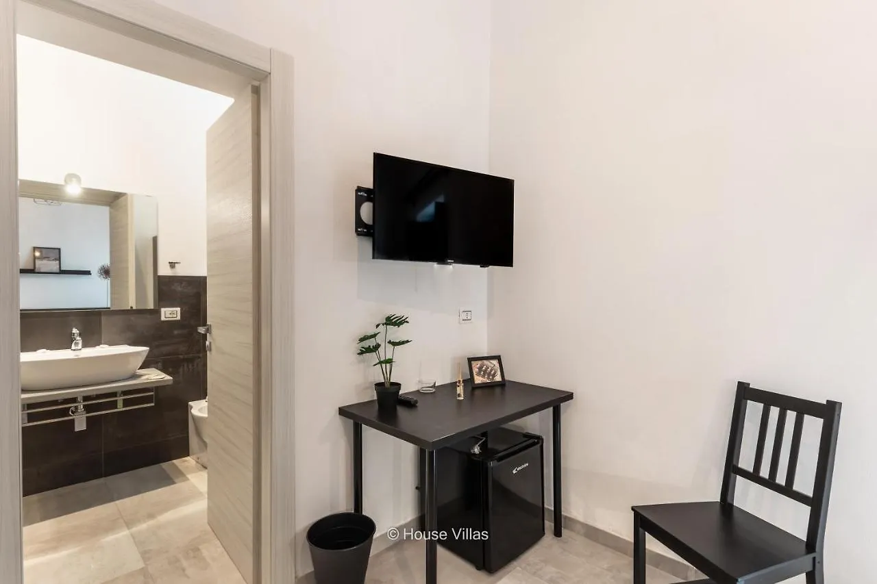 Apartment Pomillo Rooms Noto Italy