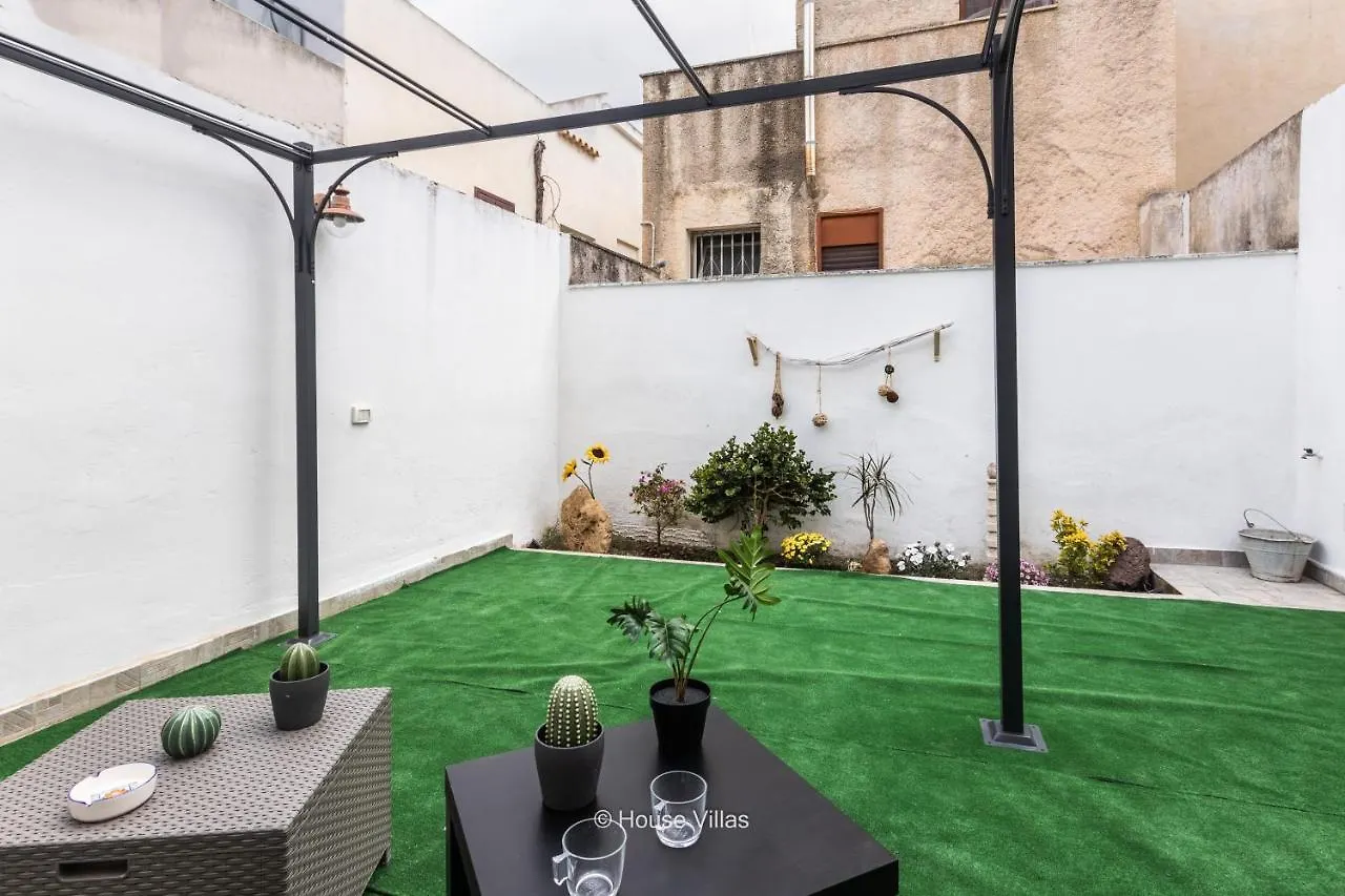 Pomillo Rooms Noto 0*,  Italy